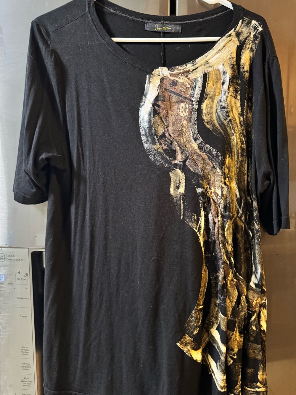 Black Short-Sleeve Tee with Gold and Brown Hand Brushstroke Design
